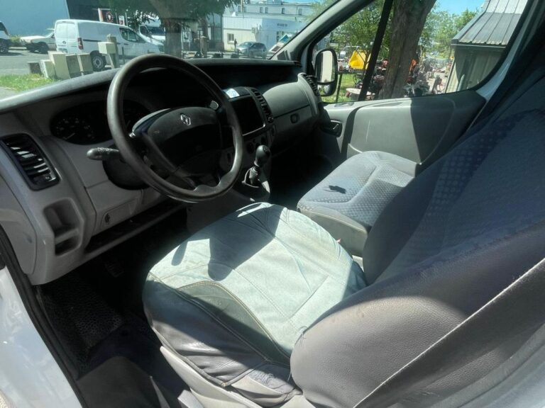 Renault Trafic 2.0 dCi 90ch – Garantie 6 mois Reprise possible - Image 09 (July 7, 2026)