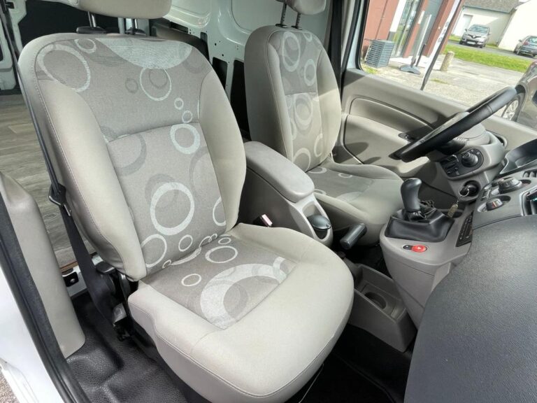 Renault Kangoo Express 1.5 dCi 86ch – Garantie 6 mois Reprise possible - Image 14 (July 7, 2026)