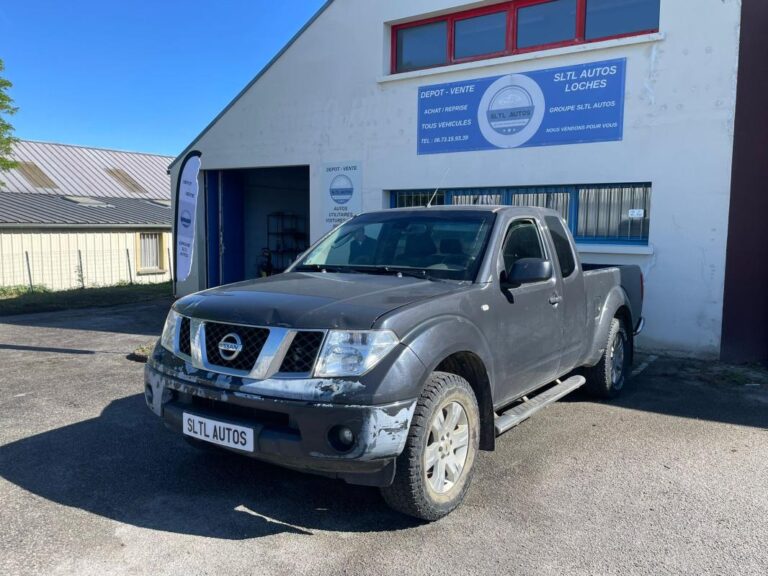 Nissan Navara NP300 2.5 dCi 4WD – Pick-up Garantie 6 mois Reprise possible - Image 01 (July 7, 2026)