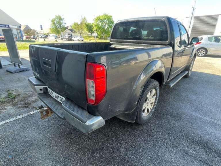 Nissan Navara NP300 2.5 dCi 4WD – Pick-up Garantie 6 mois Reprise possible - Image 05 (July 7, 2026)