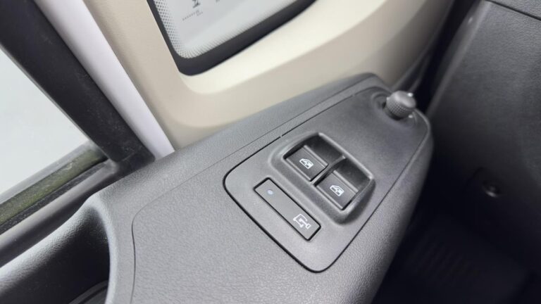 Fiat Ducato FOURGON FGN MH2 3.0T 120 CH S&S BVM6 - Image 17 (July 7, 2026)