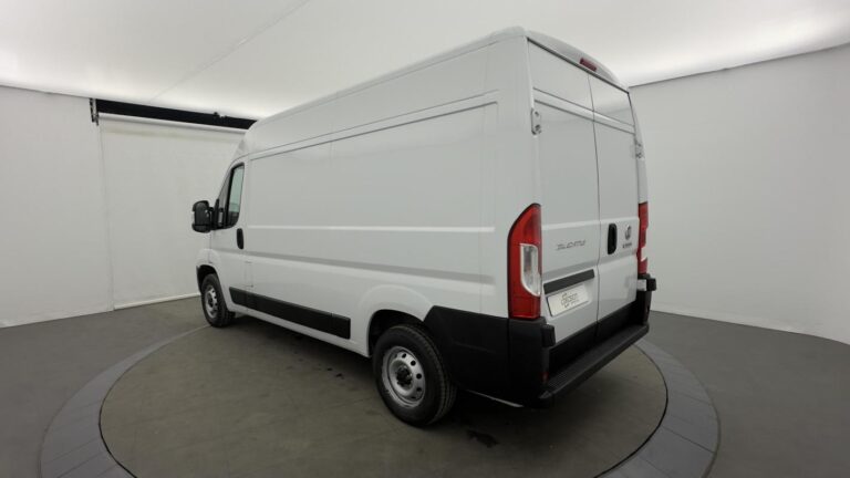 Fiat Ducato FOURGON FGN MH2 3.0T 120 CH S&S BVM6 - Image 03 (July 7, 2026)