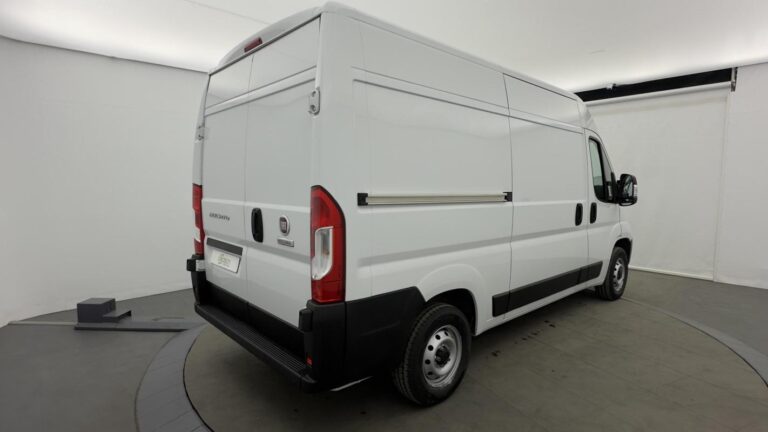 Fiat Ducato FOURGON FGN MH2 3.0T 120 CH S&S BVM6 - Image 05 (July 7, 2026)