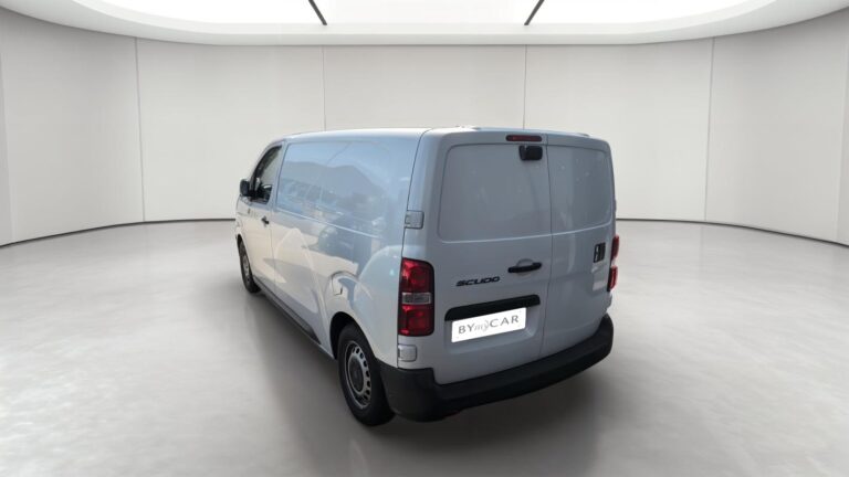 Fiat Scudo FOURGON BLUEHDI 145 M S&S EAT8 - Image 03 (July 7, 2026)
