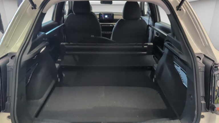 Fiat 600 SOCIETE 1.2 HYBRID 100 CH DCT6 - Image 12 (July 7, 2026)