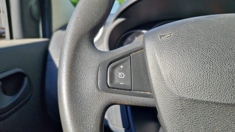 Renault Kangoo Express BLUE DCI 80 EXTRA R-LINK - Image 16 (August 1, 2026)