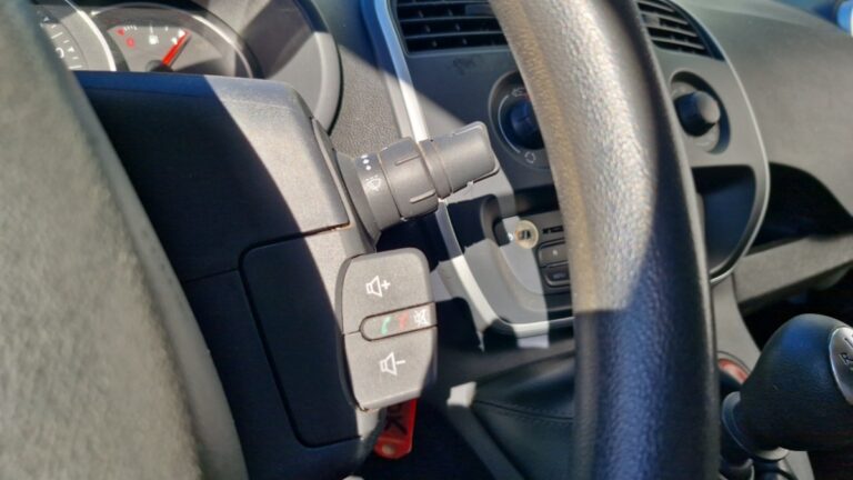 Renault Kangoo Express BLUE DCI 80 EXTRA R-LINK - Image 18 (August 1, 2026)