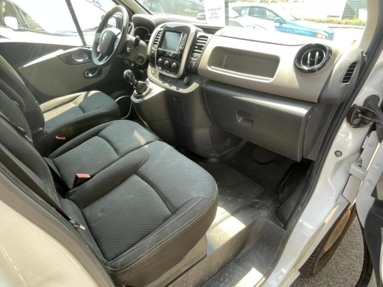 Renault Trafic 1.6 dCi 145ch – Garantie 6 mois Reprise possible - Image 12 (August 1, 2026)