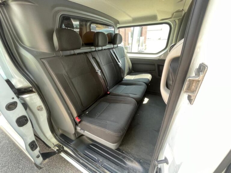 Renault Trafic 1.6 dCi 145ch – Garantie 6 mois Reprise possible - Image 14 (August 1, 2026)