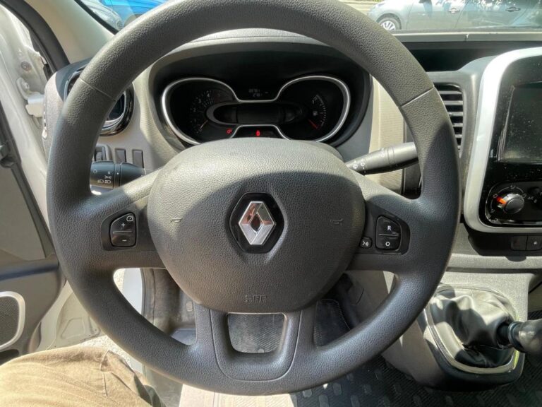 Renault Trafic 1.6 dCi 145ch – Garantie 6 mois Reprise possible - Image 15 (August 1, 2026)
