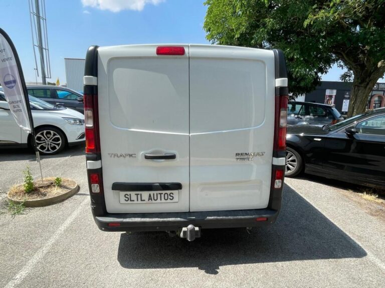 Renault Trafic 1.6 dCi 145ch – Garantie 6 mois Reprise possible - Image 06 (August 1, 2026)