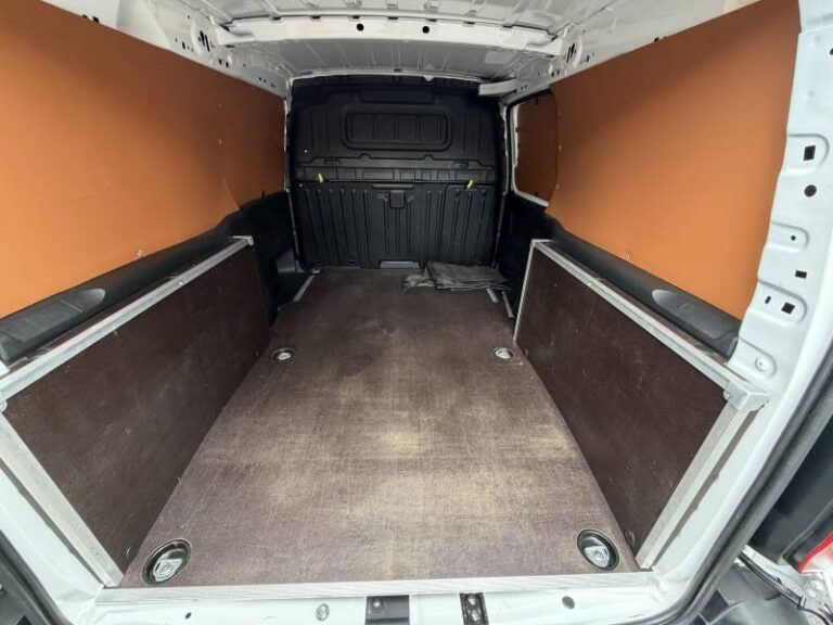 Peugeot Partner FGN FOURGON LONG 950 KG BLUEHDI 130 S&S BVM6 GRIP - Image 15 (August 1, 2026)