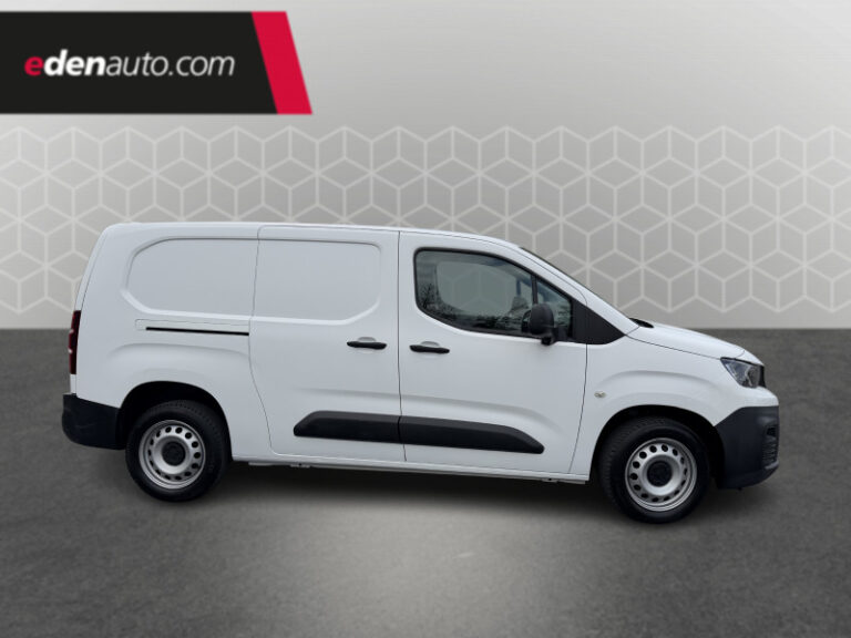 Peugeot Partner FGN FOURGON LONG 950 KG BLUEHDI 130 S&S BVM6 GRIP - Image 02 (August 1, 2026)