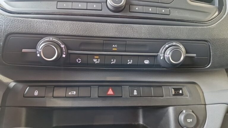 Citroën Jumpy CABINE APPROFONDIE cabm bluehdi 95 bvm5 confort 6 places - Image 12 (August 4, 2026)