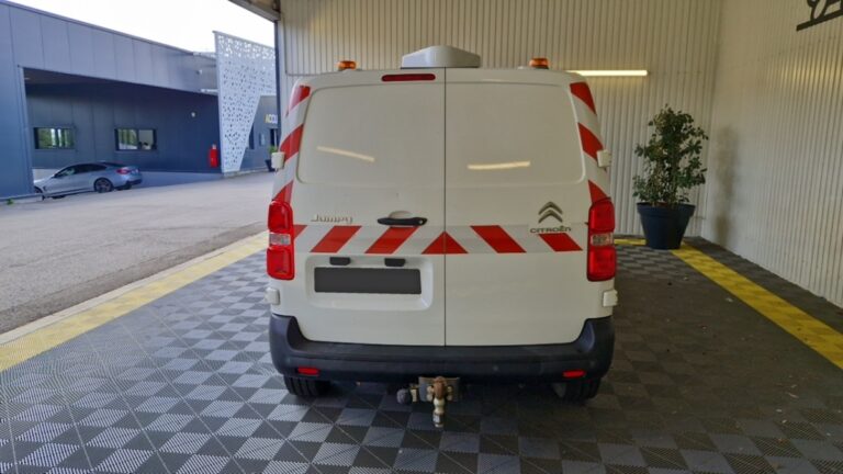 Citroën Jumpy FOURGON m bluehdi 120 ss bvm6 club - Image 05 (August 4, 2026)