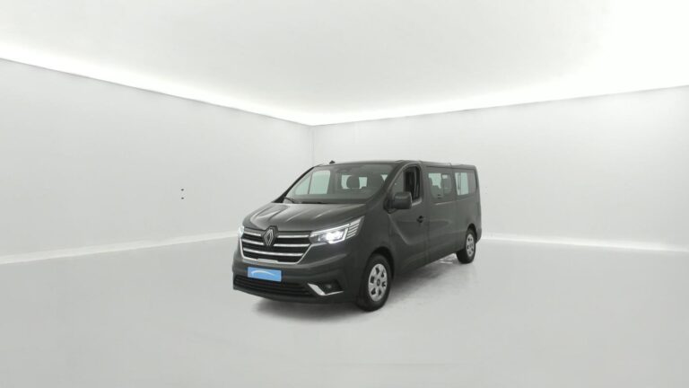 Renault Trafic Combi Blue dCi 150 Grand Evolution 4p - Image 01 (August 4, 2026)