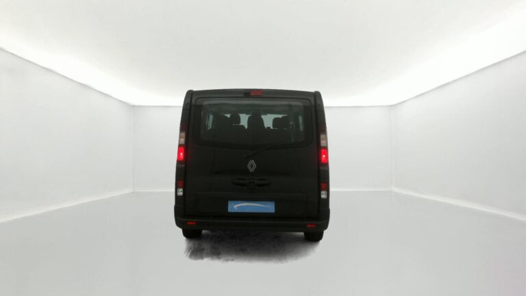 Renault Trafic Combi Blue dCi 150 Grand Evolution 4p - Image 04 (August 4, 2026)
