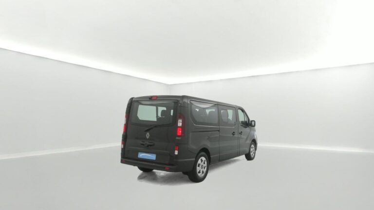 Renault Trafic Combi Blue dCi 150 Grand Evolution 4p - Image 05 (August 4, 2026)
