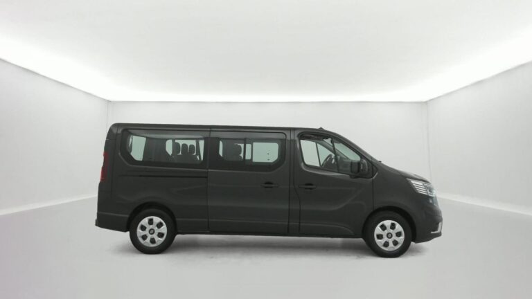 Renault Trafic Combi Blue dCi 150 Grand Evolution 4p - Image 06 (August 4, 2026)