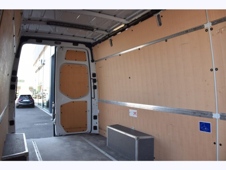 Mercedes Sprinter 317 CDI 43S / 14m3 – 38 900€ HT - Image 19 (August 5, 2026)