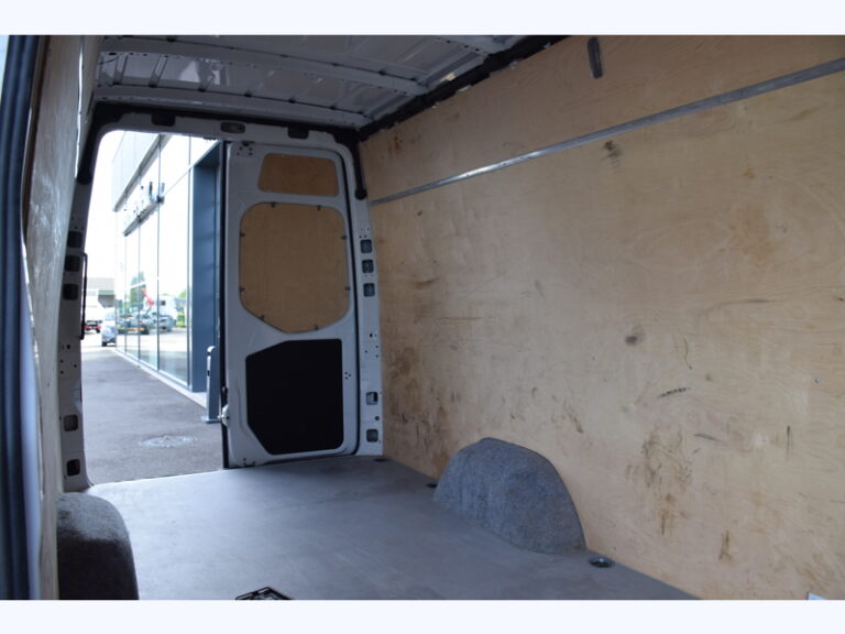 Mercedes Sprinter 315 CDI 43S / 14m3 -36 900€ HT - Image 18 (August 5, 2026)