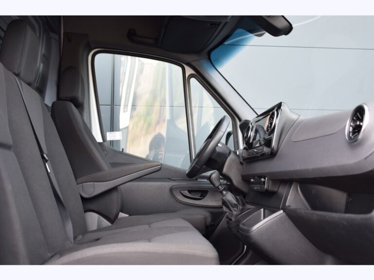 Mercedes Sprinter 315 CDI 43S / 14m3 -36 900€ HT - Image 04 (August 5, 2026)
