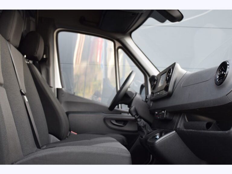 Mercedes Sprinter 315 CDI 43S / 14m3 – 34 490€ HT - Image 04 (August 5, 2026)