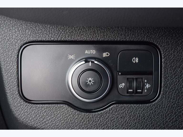 Mercedes Sprinter 315 CDI 43S / 14m3 – 34 490€ HT - Image 08 (August 5, 2026)