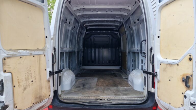 Renault Master FOURGON trac f3500 energy dci 180 grand confort - Image 10 (August 6, 2026)