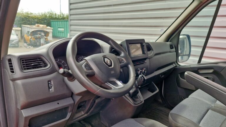 Renault Master FOURGON trac f3500 energy dci 180 grand confort - Image 11 (August 6, 2026)