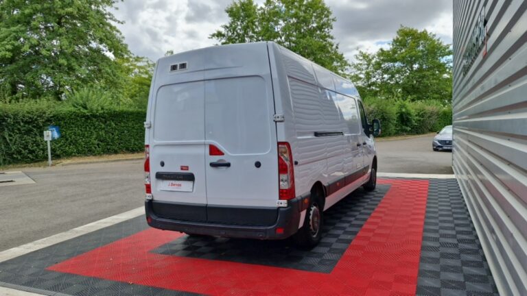 Renault Master FOURGON trac f3500 energy dci 180 grand confort - Image 03 (August 6, 2026)