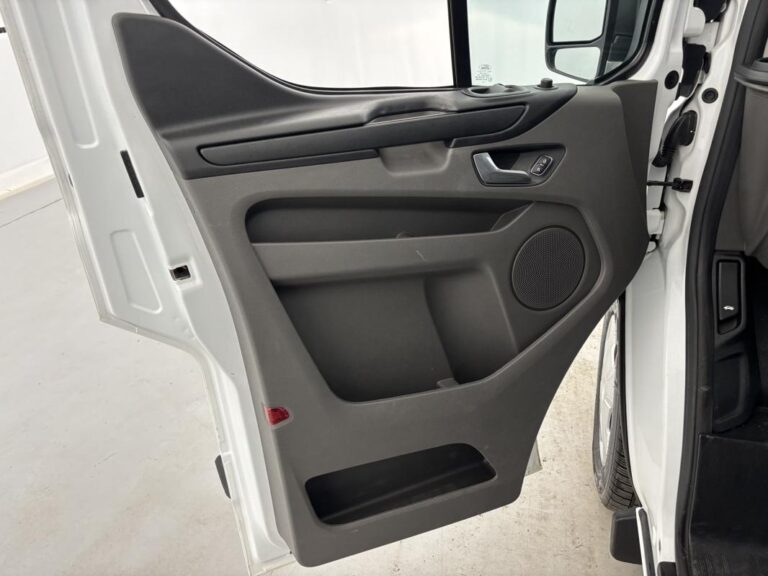Ford Transit Custom Fourgon Fg VUL FRIGO 300 2.0 EcoBlue 130 Trend Business BVA6 - Image 11 (August 6, 2026)