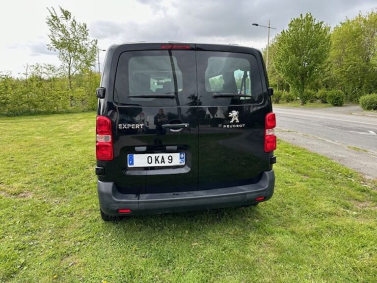 Peugeot Expert 1.5HDI 120CV COMBI - Image 05 (August 6, 2026)