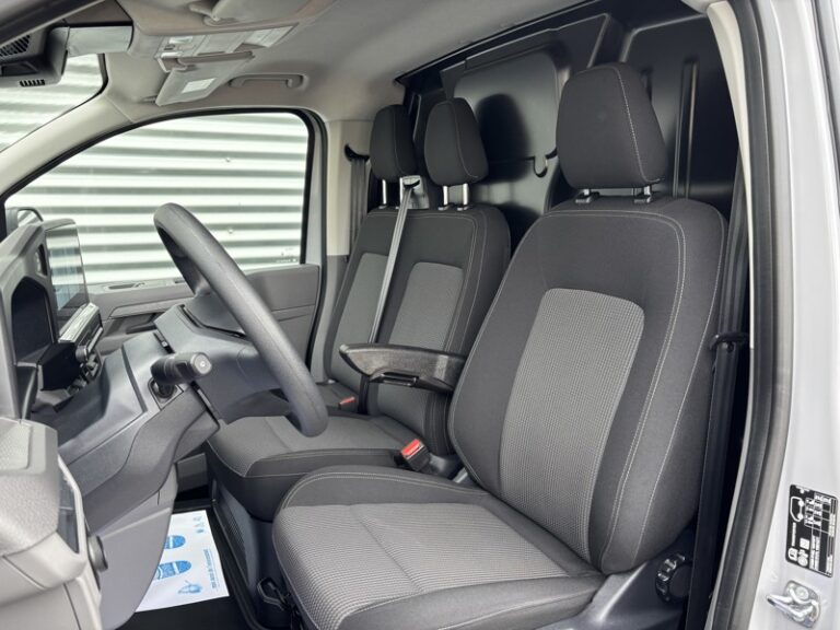 Volkswagen Transporter T7 2.0 TDI 150ch Business 29 990€ HT - Image 10 (August 6, 2026)