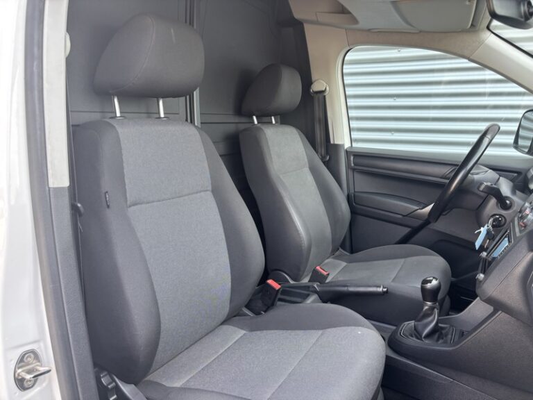 Volkswagen Transporter T7 2.0 TDI 150ch Business 29 990€ HT - Image 18 (August 6, 2026)