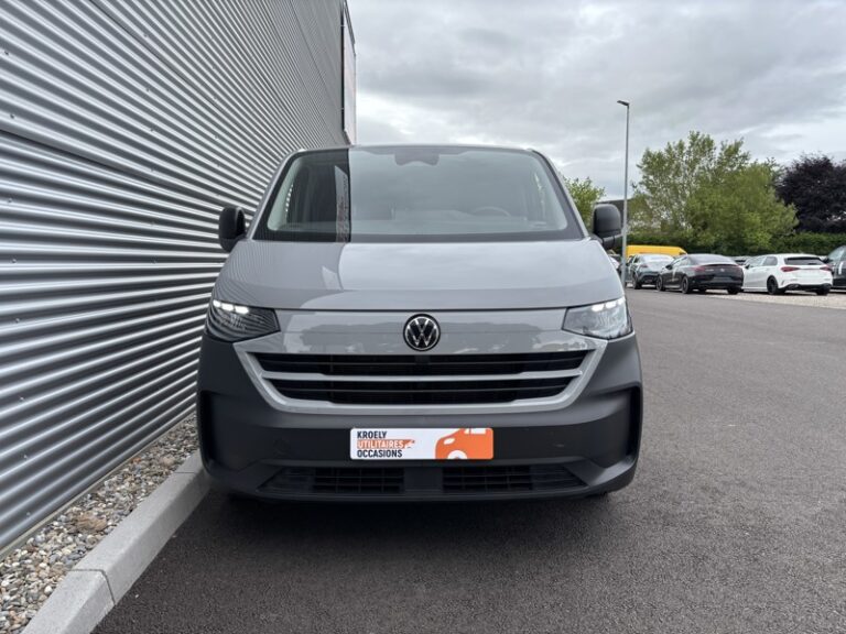 Volkswagen Transporter T7 2.0 TDI 150ch Business 29 990€ HT - Image 02 (August 6, 2026)