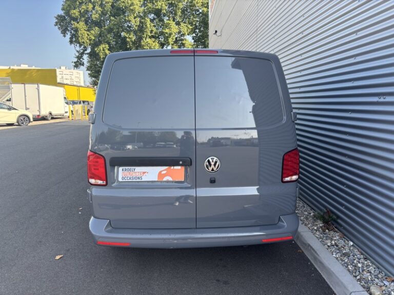 Volkswagen Transporter T6.1 2.0L 150 ch DGS7 Business plus 28 325€ HT - Image 05 (August 6, 2026)