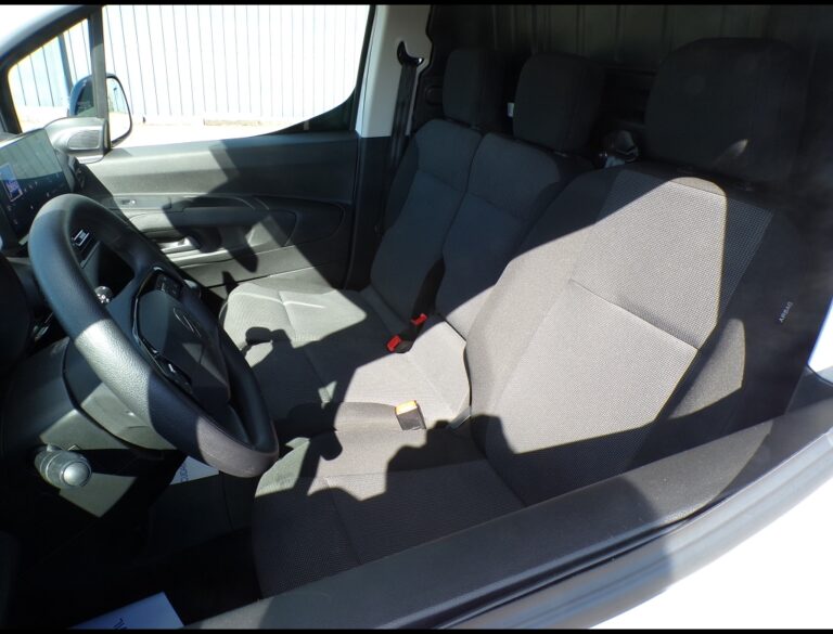 Citroën Berlingo XL BHDI 100 BVM - Image 09 (August 7, 2026)