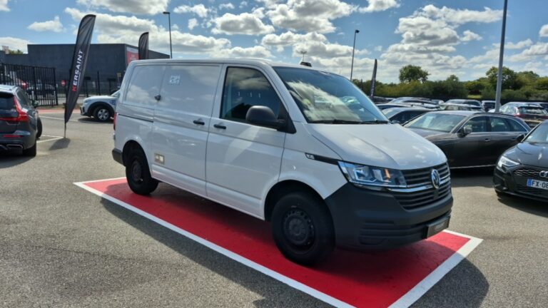 Volkswagen Transporter 6.1 VAN 2.0 TDI 110 BVM5 BUSINESS - Image 03 (August 7, 2026)