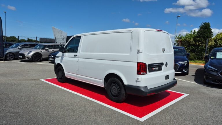 Volkswagen Transporter 6.1 VAN 2.0 TDI 110 BVM5 BUSINESS - Image 07 (August 7, 2026)