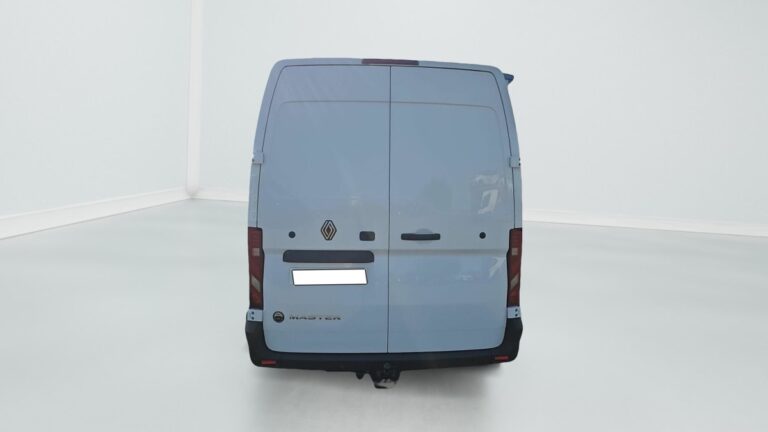 Renault Master Fourgon BLUE DCI 130 3T5 TR EXTRA - Image 06 (August 7, 2026)