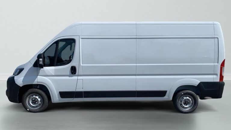 Opel Movano FOURGON DIESEL 140 CH 3.5T MANUELLE START - Image 04 (August 7, 2026)