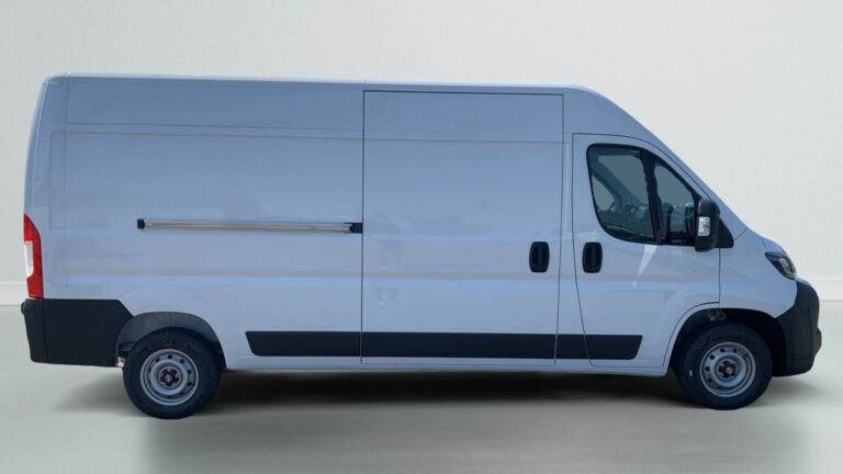 Opel Movano FOURGON DIESEL 140 CH 3.5T MANUELLE START - Image 08 (August 7, 2026)