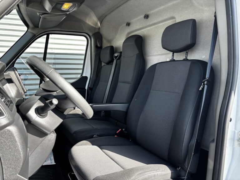 Renault Master 3,3 Grand Confort 22 900€ HT - Image 10 (August 7, 2026)