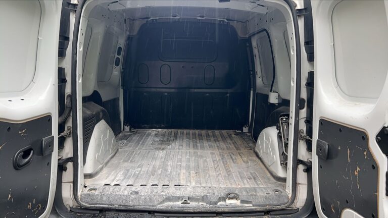 Renault Kangoo Express 1.5 BLUE DCI 95.0 Extra R-Link - Image 14 (August 7, 2026)