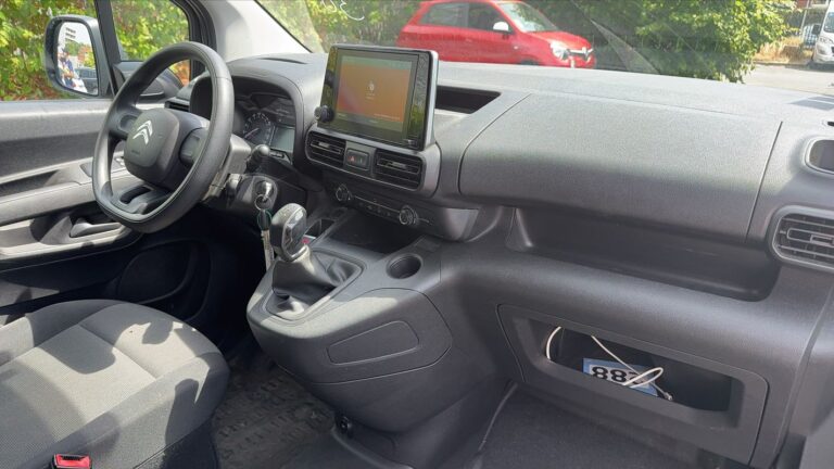Citroën Berlingo VU 1.5 BlueHDi 75 Van M - Image 10 (August 7, 2026)