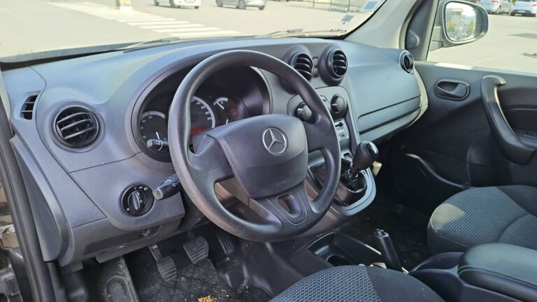 Mercedes Citan VU Extra Long 111 CDI 116 Pro – Première main Entretien constructeur - Image 08 (August 7, 2026)