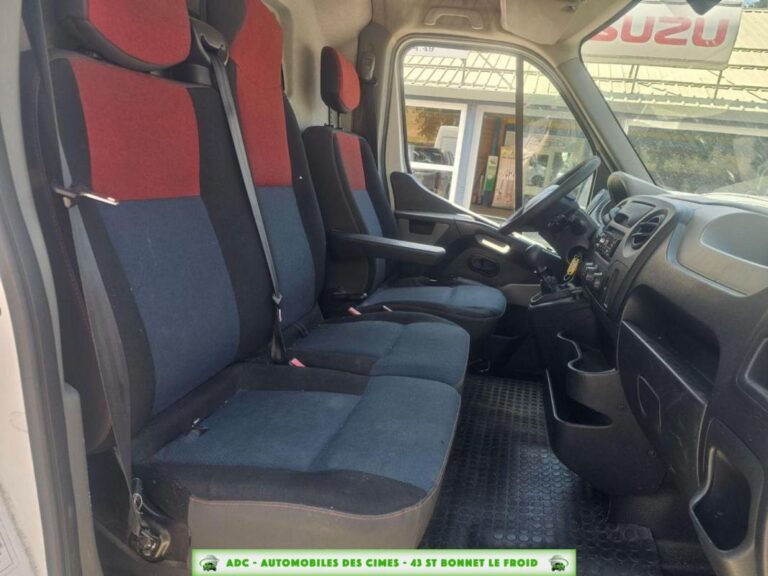 Renault Master (III) 2.3DCI 136CH CONFORT - Image 13 (August 8, 2026)