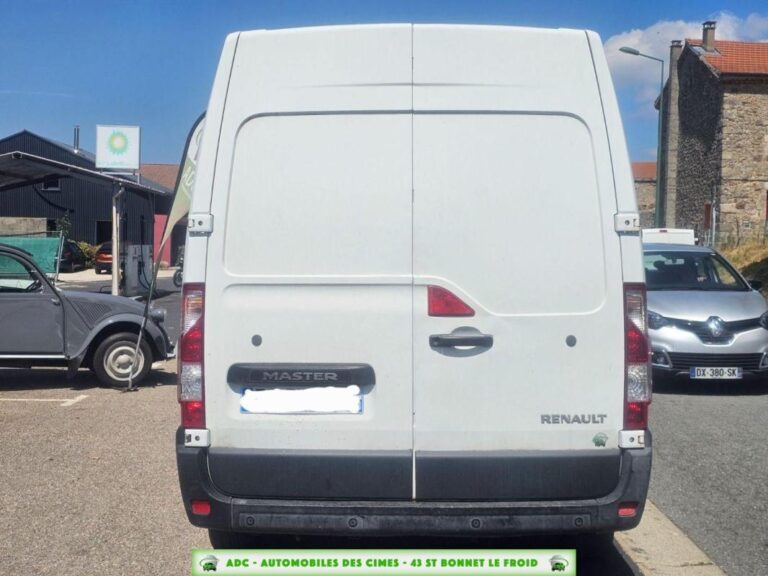 Renault Master (III) 2.3DCI 136CH CONFORT - Image 04 (August 8, 2026)