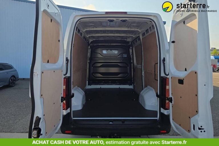 Renault Master Fourgon BLUE DCI 130 3T5 TR EXTRA - Image 14 (August 8, 2026)
